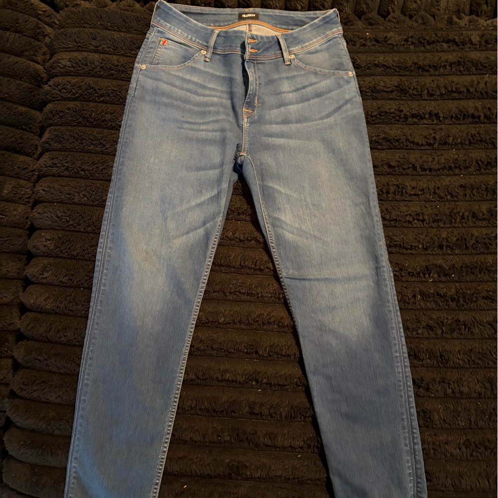New without tags Hudson Collin stretch jeans